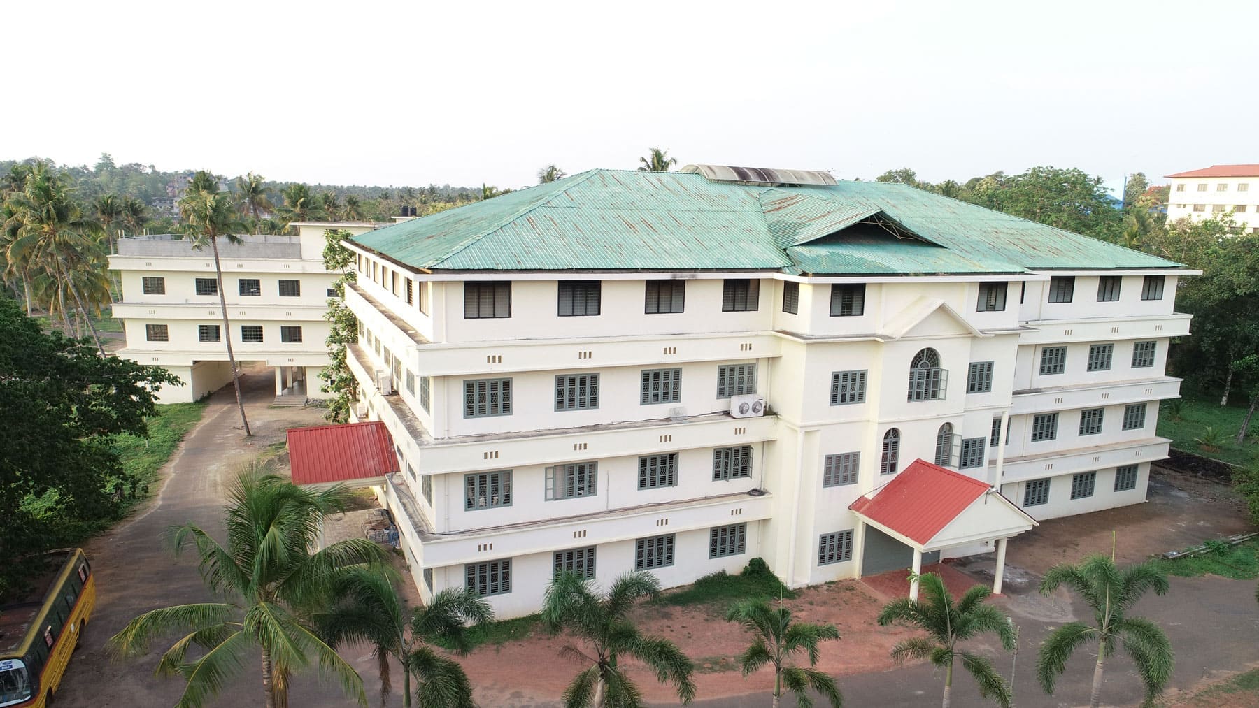 MET'S Polytechnic